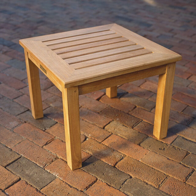 Classic Side Table 01