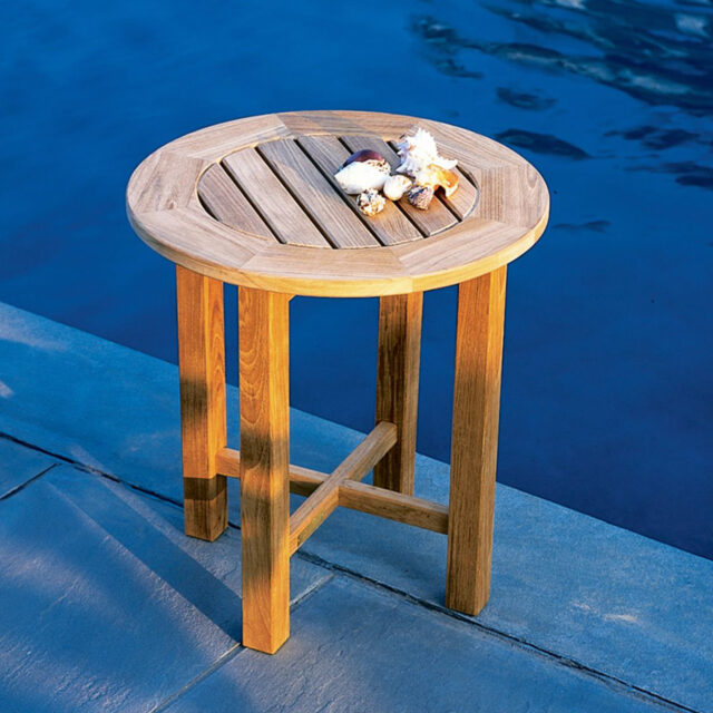 Essex 20″ Round Side Table 01
