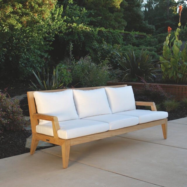 Mendocino Sofa 01