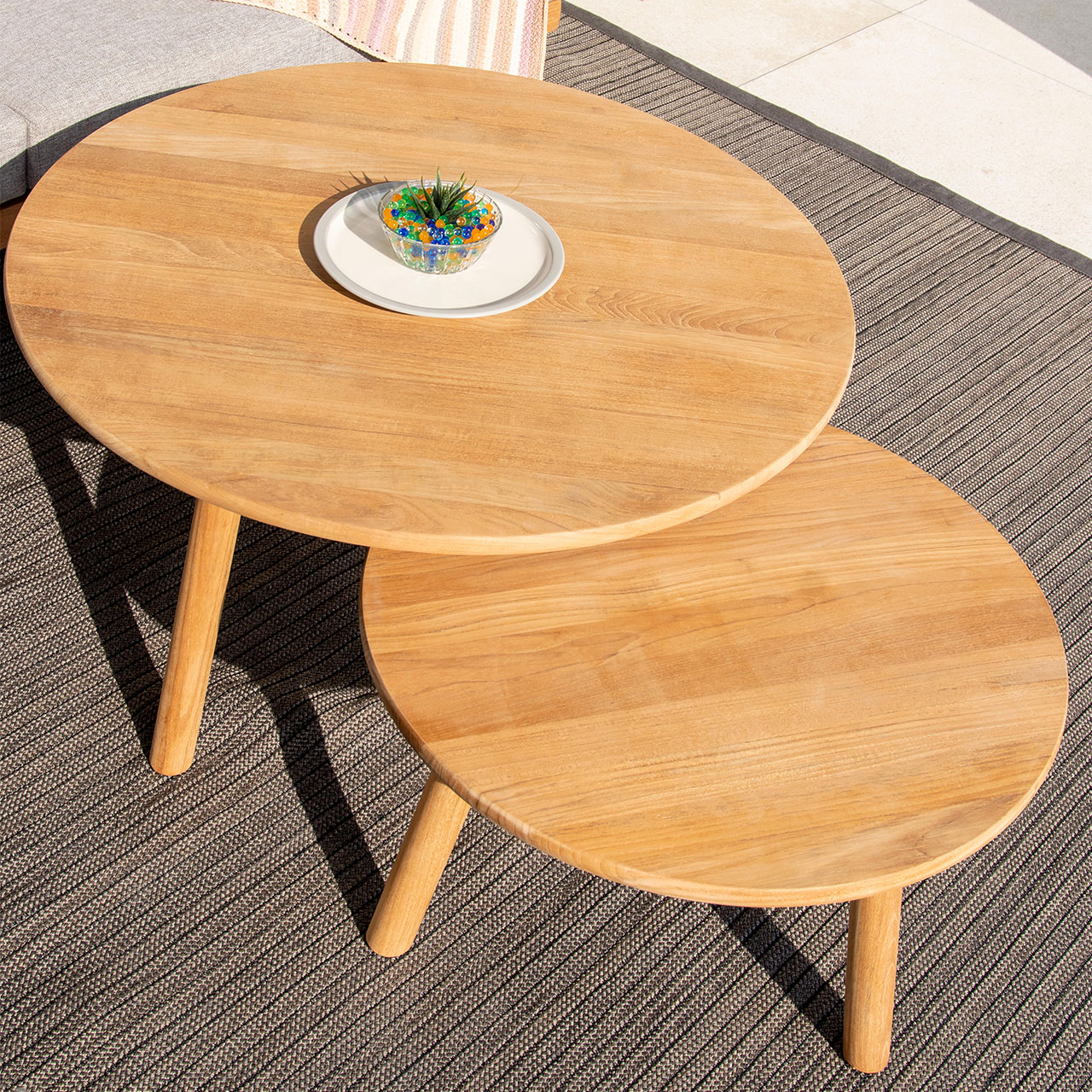 Viva 35″ Round Occasional Table 01